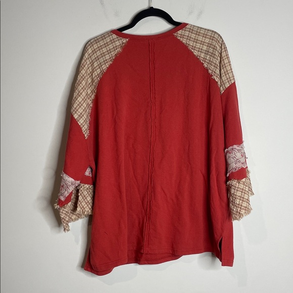 Easel | Women’s Heart Peace Sign Boho Patchwork Top Size 1X - Picture 7 of 7